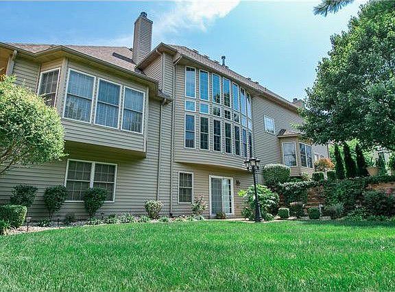 2nd image of 342 Greycliff Bluff Dr