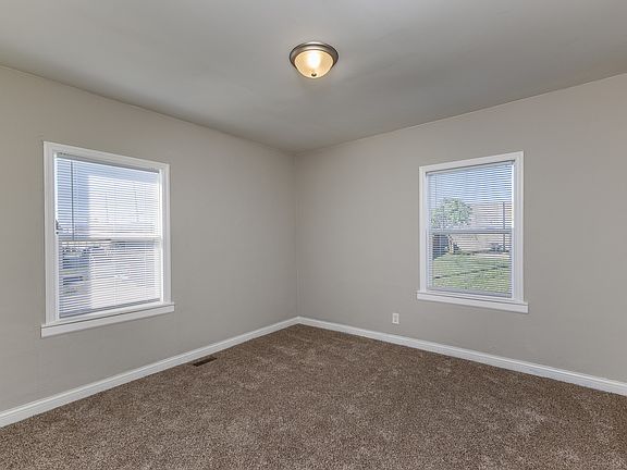 4th image of 2761 Cadillac St