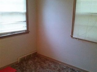 3924 N 40th St, Omaha, NE 68111