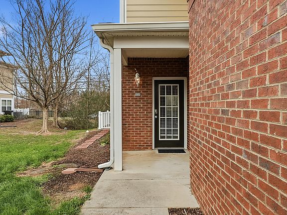 5th image of 5102 Regency Ct