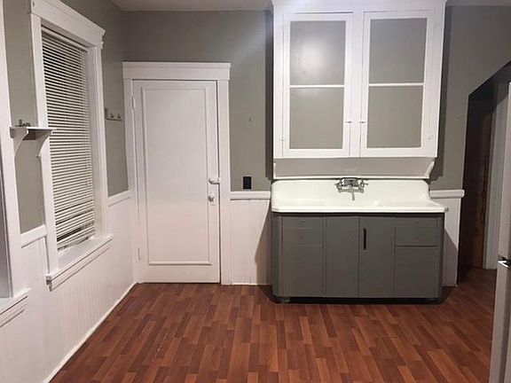 3rd image of 1618 Lakewood Ave APT 1