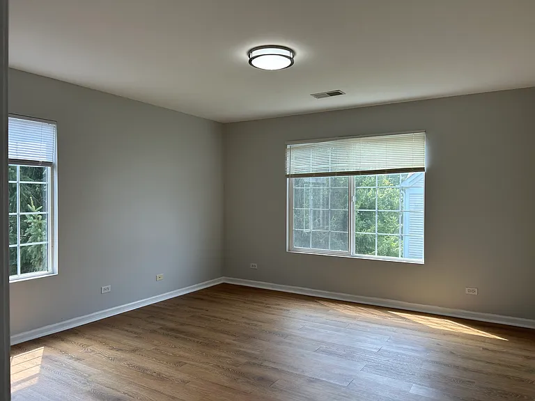 150 Enclave Cir #E — Photo 6