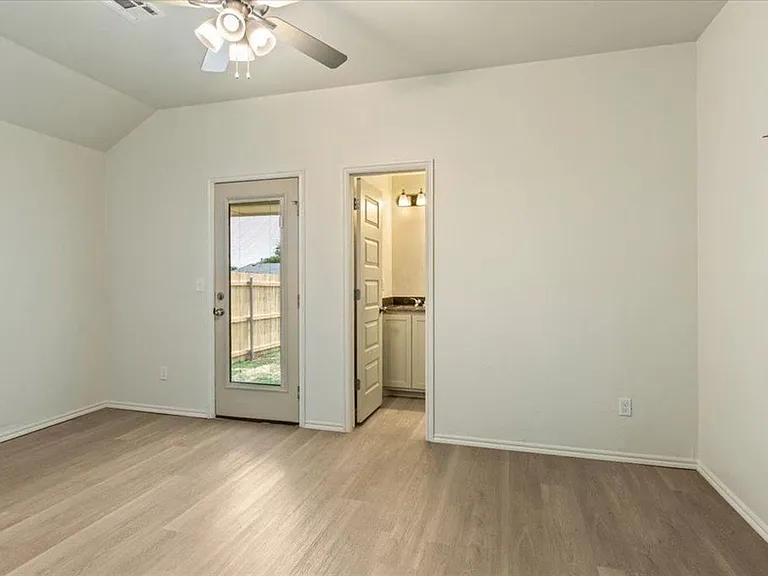 1301 SW New York Ave — Photo 6