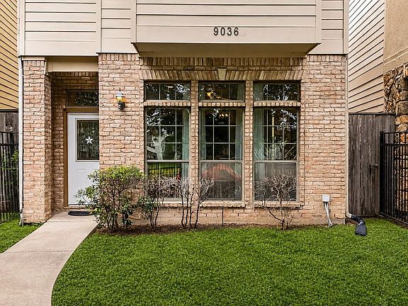 2nd image of 9036 Lakes At 610 Dr