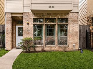 9036 Lakes At 610 Dr, Houston, TX 77054