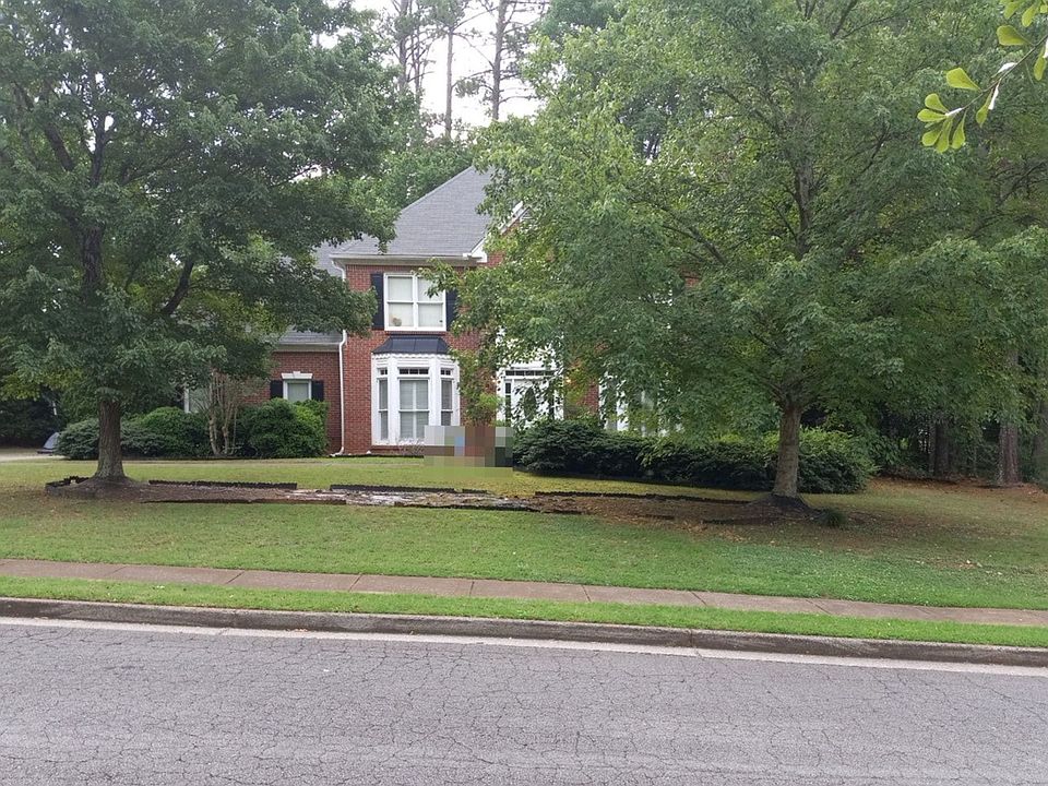 1st image of 466 Chatfield Pointe NW