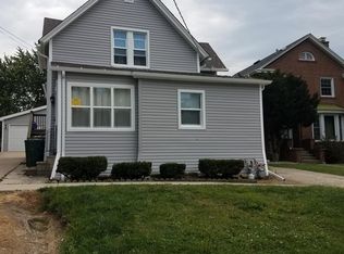 806 S Jefferson St, Lockport, IL 60441