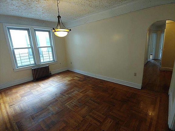 2nd image of 1975 Grand Ave APT 4F