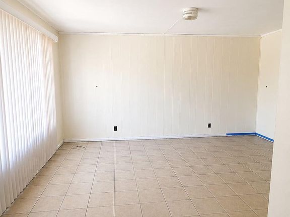 2nd image of 18465 Gadsden St