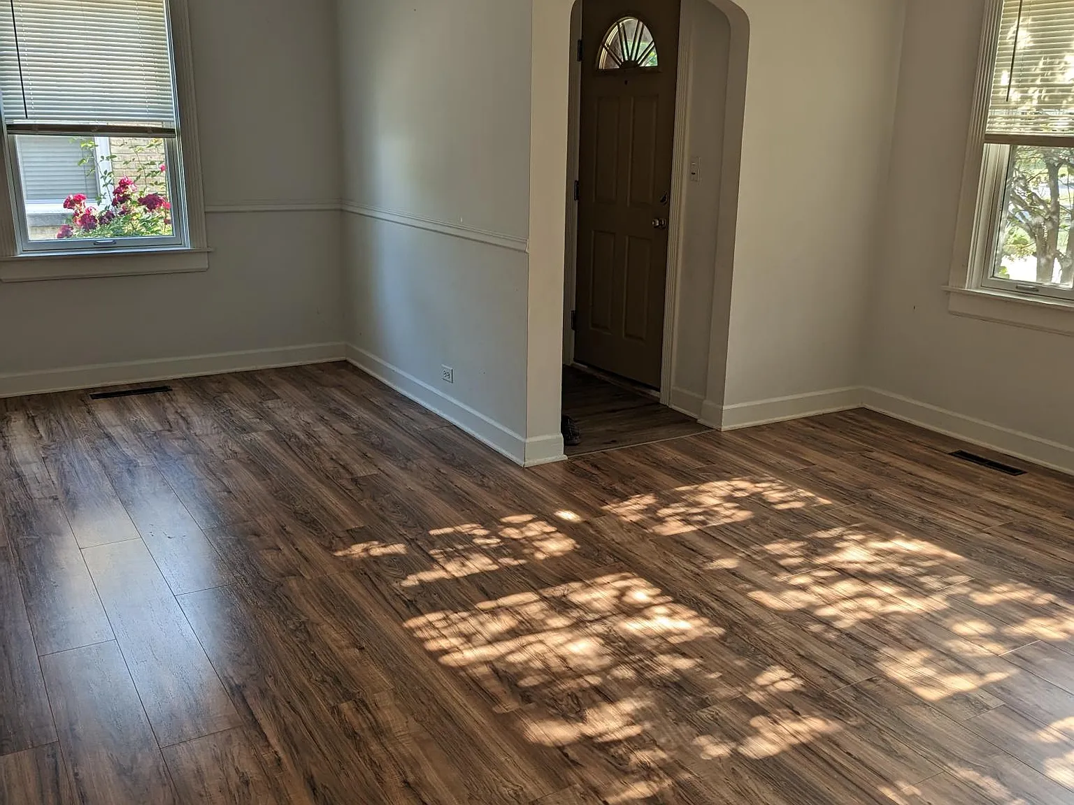 3 bed, 2.5 bath, 1600 sqft, $2,650 — Photo 4