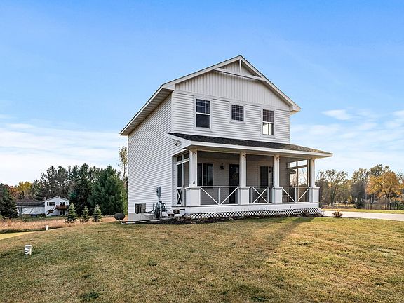 3rd image of 4148 226th Ln NE