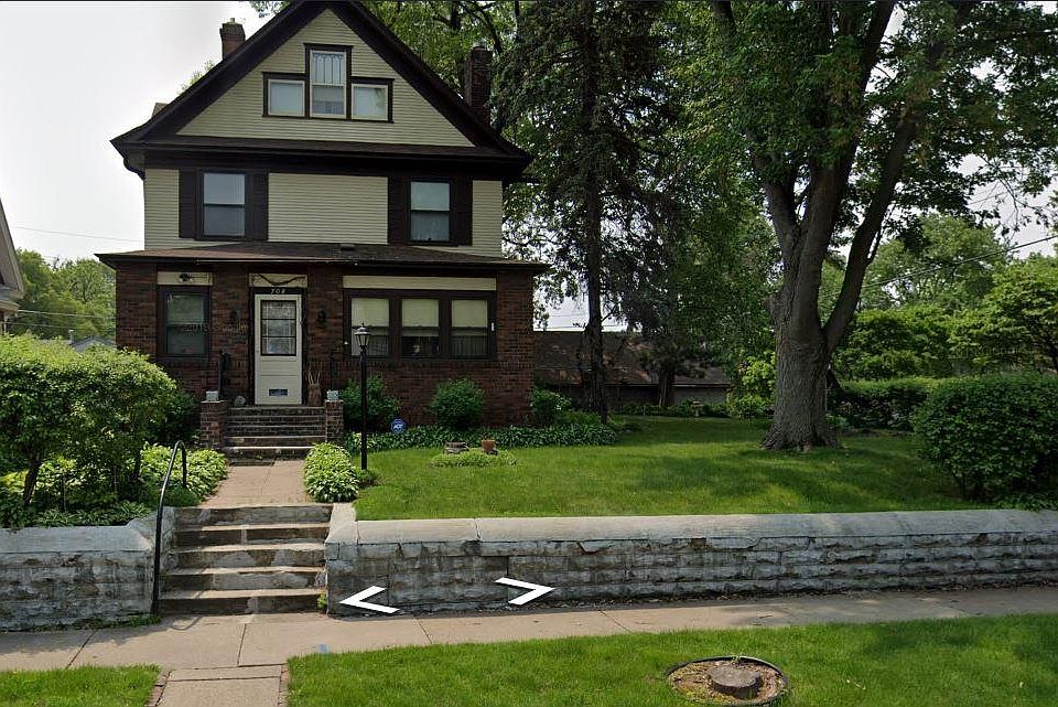 1st image of 708 Hawthorne Ave E