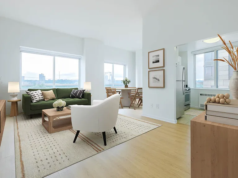 180 Riverside Blvd #510 — Photo 15