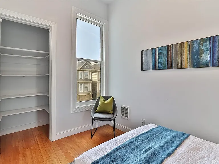 685 Capp St — Photo 21