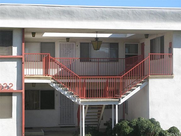 3rd image of 1022 Larch St