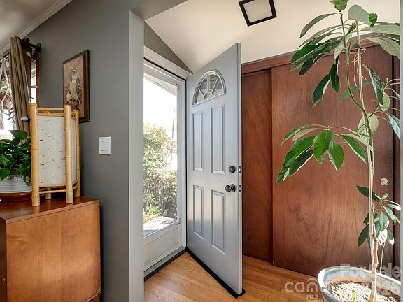 4th image of 317 Allison Rd