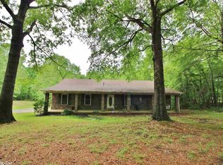 8815 McKim Dr, Mabelvale, AR 72103