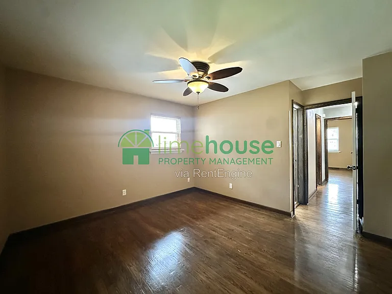 417 Lynn Shores Dr — Photo 15