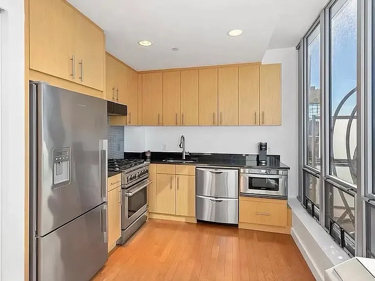 4815 11th St #9B — Photo 9