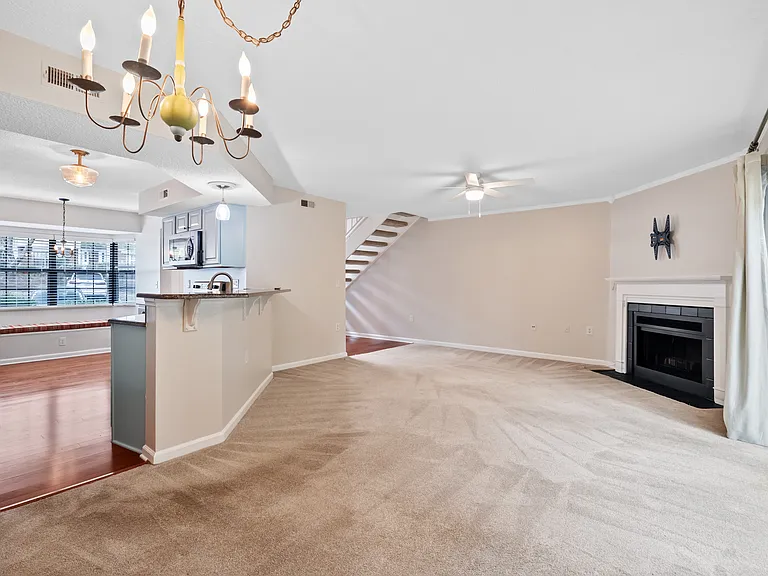 7630 Falcon Rest Cir — Photo 6