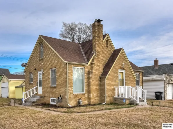 2826 Wirt St, Omaha, NE 68111