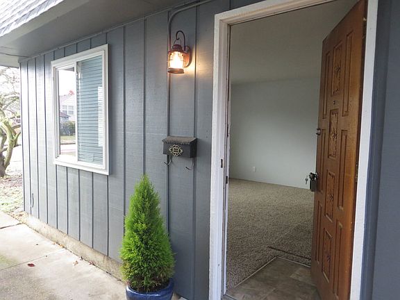 2nd image of 1241 W 12th Ave