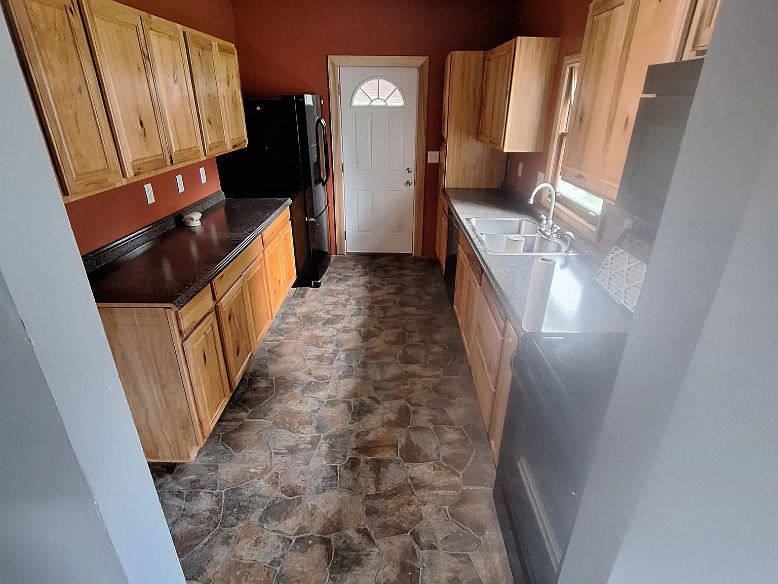 4 bed, 1520 sqft, $2,200 — Photo 4