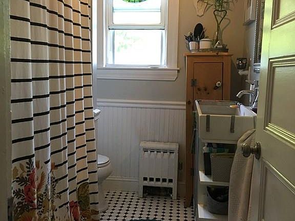 4th image of 26 Rosemary St #2