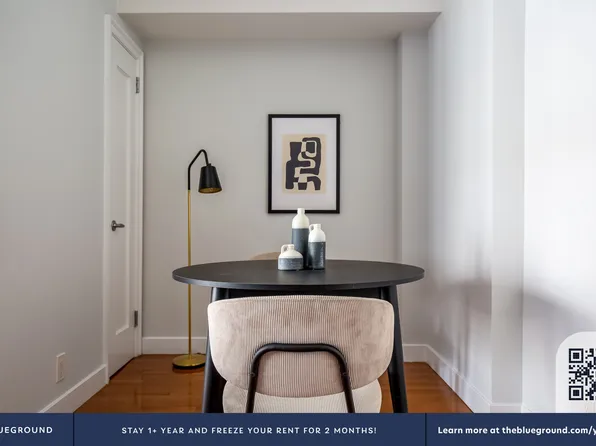 400 East 57th Street image 7 of 25