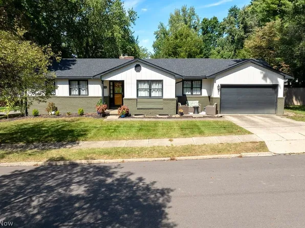 1133 Romayne Dr, Akron, OH 44313