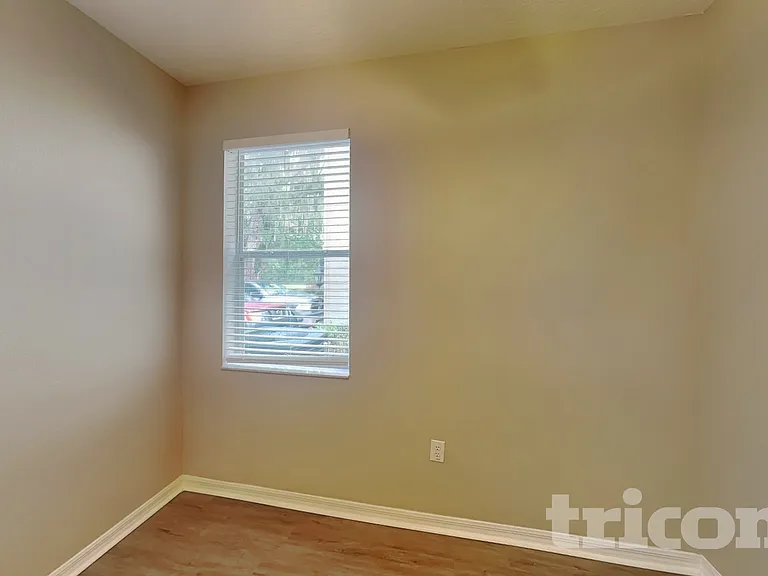 351 Fairmount Park Ct — Photo 11