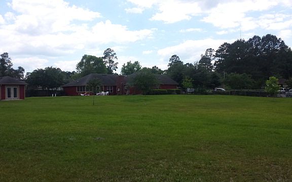 2nd image of 200 Old Home Pl