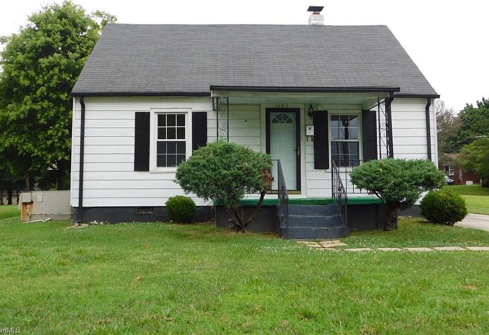 1st image of 1222 Avondale Dr