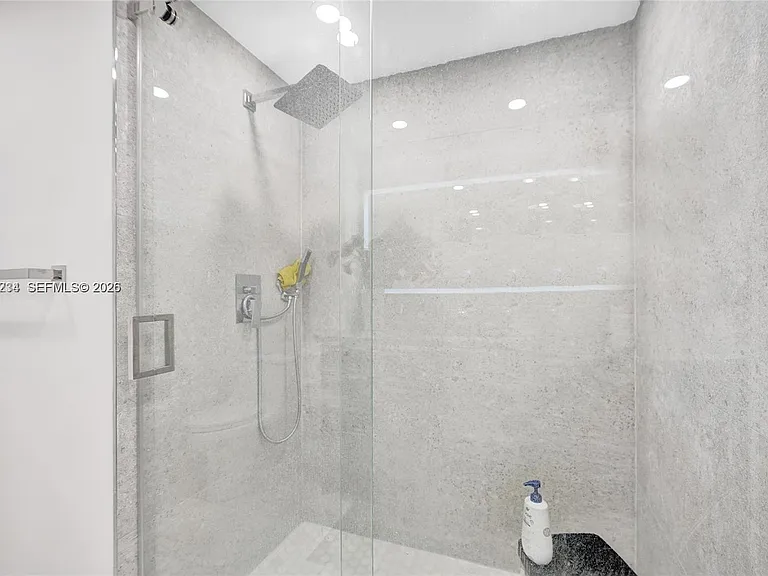 19355 Turnberry Way #26E — Photo 30