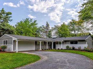 114 Lockerbie Ln, Wilmette, IL 60091