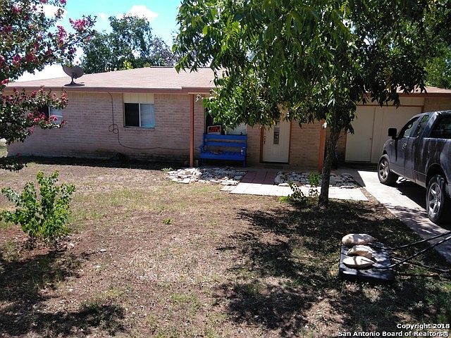 1st image of 107 Live Oak