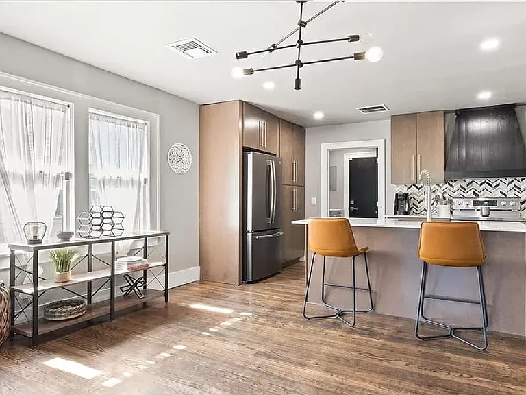 2529 NW 14th St — Photo 9