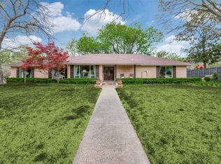 11417 Lamplighter Ln, Dallas, TX 75229