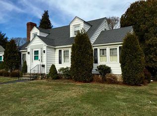 18 Franklin St, Westerly, RI 02891