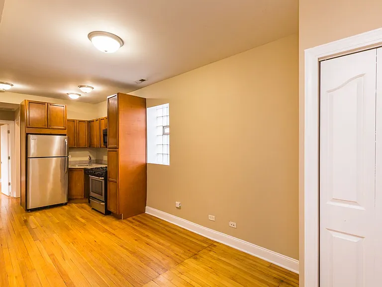 37 SQUARE APARTMENTS — Photo 15