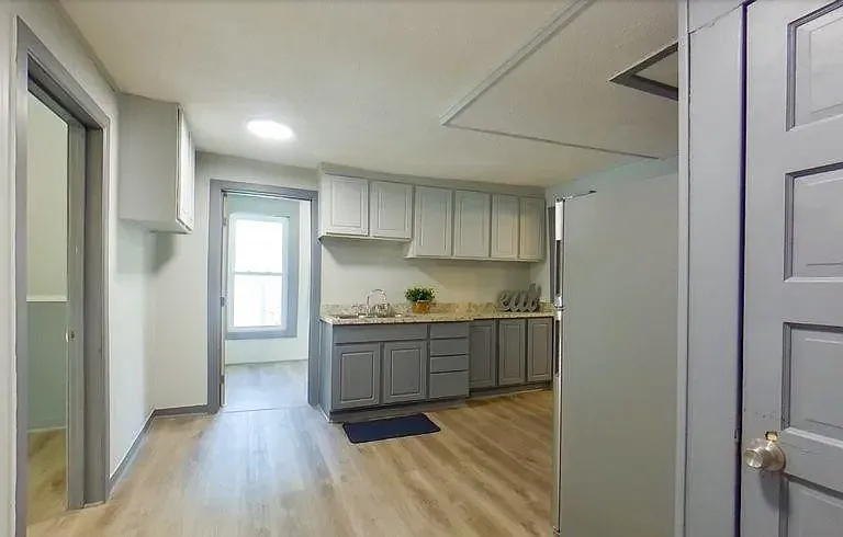 608 Moro St #2 — Photo 6