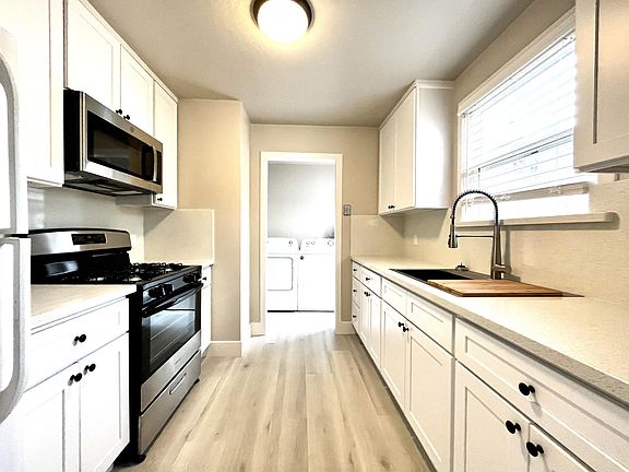 5th image of 22702 7th St Unit 1