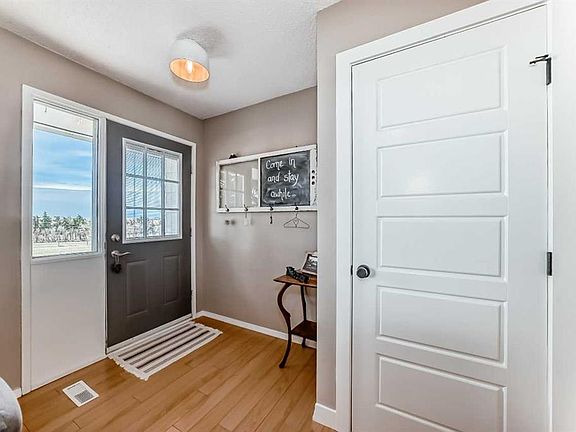 3rd image of 302064 Range Rd S