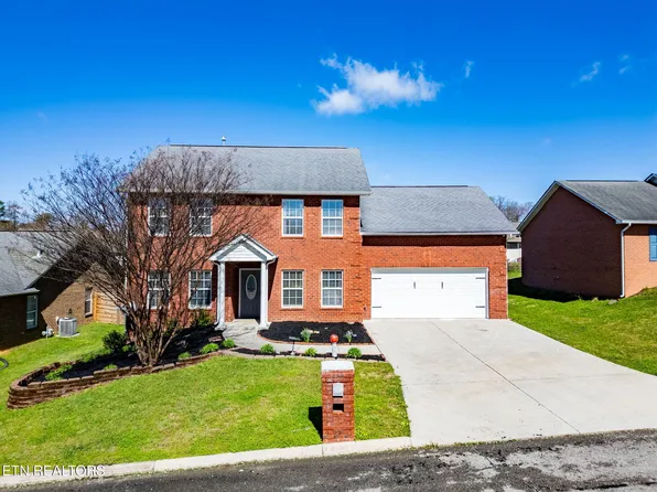 6717 Casa Bella Dr, Knoxville, TN 37918