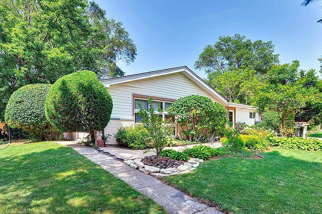450 Flagstaff Ln photo 1