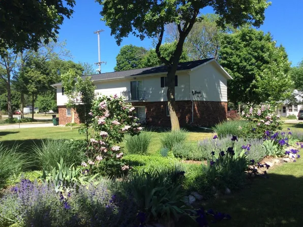 4964 Dowling St #2A, Montague, MI 49437