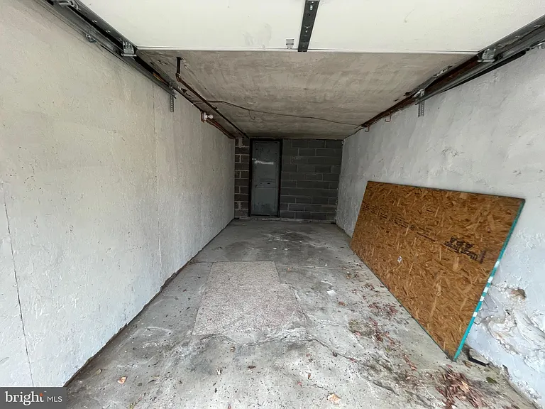 412 E Providence Rd #B — Photo 12