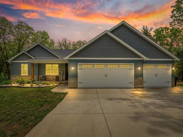 3180 Brook Stone Rd, Festus, MO 63028