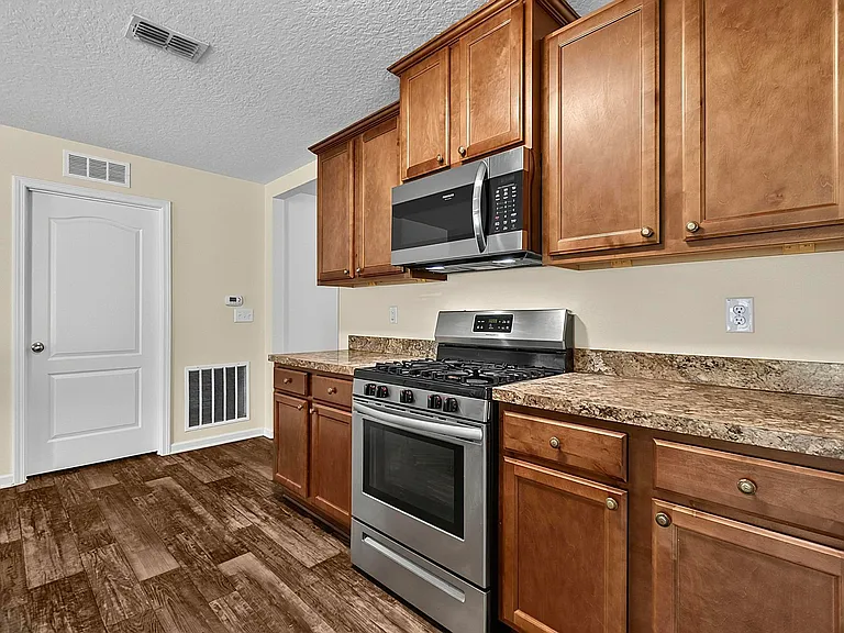 137 Fairway Ct — Photo 20