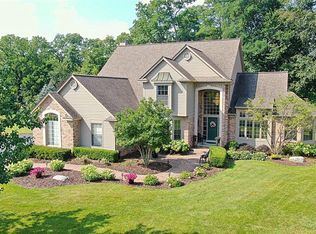 5231 Bridge Trl W, Commerce Township, MI 48382